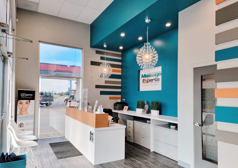 MASSAGE EXPERTS Updated August 2024 Request an Appointment 2102