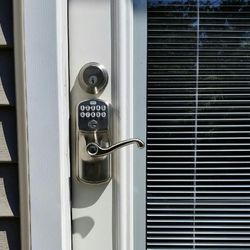 The Centre Lock Shop - Another happy customer with a push button electronic lock