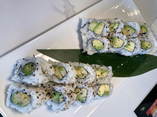 Hi 5 Sushi by null