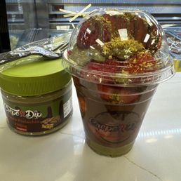 Gotta try. Delicious. Strawberry Dubai cup. Gotta try. Delicious. Strawberry Dubai cup.