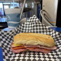 Big T Deli - Italian Sub