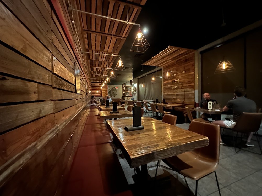 District Kitchen & Cocktails