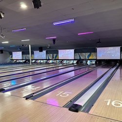 East Windsor Bowl - Lanes