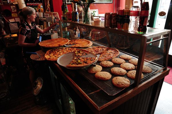 World Pizza by null