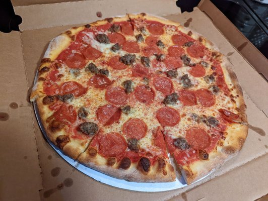 Max and Issy's Pizzeria by null