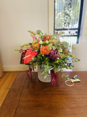 Bee & Pollen by null