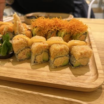 Akino - Sushi Bars Near Me - Flushing, New York
