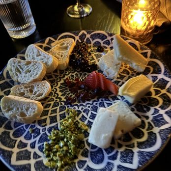 The Cottonwood Room - Cheese Plate - Cocktail Bars Near Me - Omaha, Nebraska The Cottonwood Room - Cheese Plate - Cocktail Bars Near Me - Omaha, Nebraska