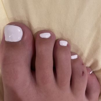 Nail Bar - Cut toe  Paint on toes - Nail Salons Near Me - Carmel, Indiana