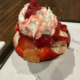 Strawberry cheesecake Bing Su Strawberry cheesecake Bing Su