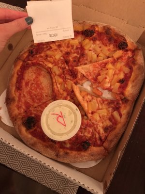 Venice Old Style Pizza by null