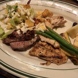 Everything on this place was delicious. Chicken, sirloin, salmon, salad, green beans and squash. 9/10 Everything on this place was delicious. Chicken, sirloin, salmon, salad, green beans and squash. 9/10