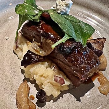The Henry - Short ribs - to die for - Coffee & Tea Near Me - Coronado, California