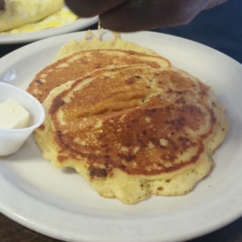 The Stuffed Pig - 2 pancakes not fluffy pretty flat but good flavor - Breakfast & Brunch Near Me - Marathon, Florida