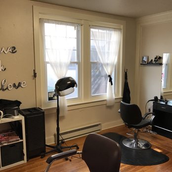 Towheads Hair Studio - Haircut Station - Hair Stylists Near Me - Easton, Pennsylvania Towheads Hair Studio - Haircut Station - Hair Stylists Near Me - Easton, Pennsylvania