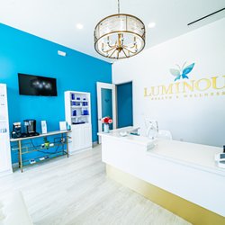 Luminous Health &Wellness - Lobby
