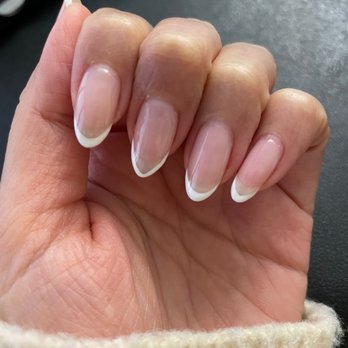 Magnifique Nail Salon - Nail Salons Near Me - Chicago, Illinois Magnifique Nail Salon - Nail Salons Near Me - Chicago, Illinois