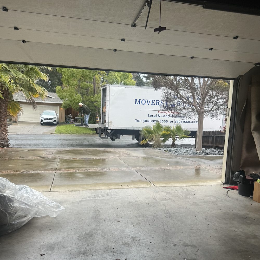 Movers R Here - Movers Near Me - Newark, California Movers R Here - Movers Near Me - Newark, California