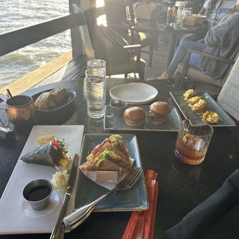 Skates On The Bay - Seafood Near Me - Berkeley, California