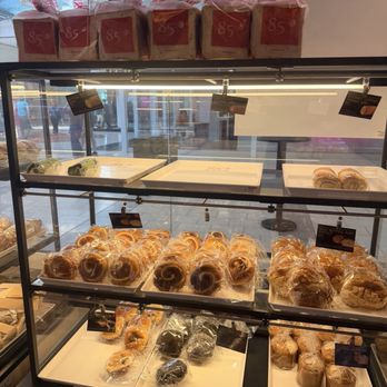 85°C Bakery Cafe-Portland - Bakeries Near Me - Tigard, Oregon
