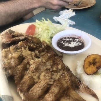 El Pejelagarto - Fried fish with garlic - Restaurants Near Me - Bacalar, ROO El Pejelagarto - Fried fish with garlic - Restaurants Near Me - Bacalar, ROO