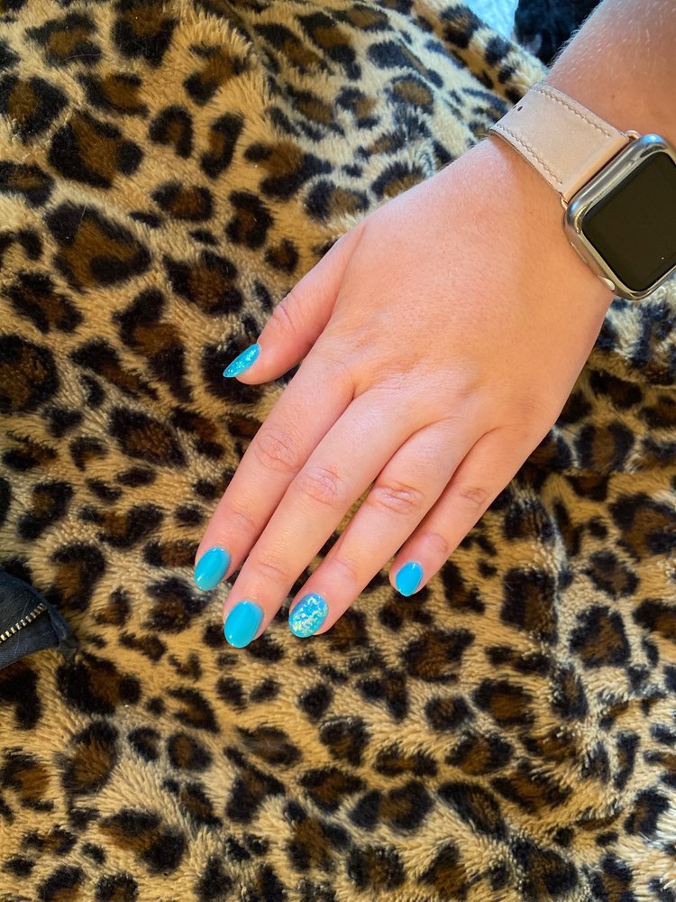 ÉLAN THE BEAUTY BAR 10 Photos Nail Salons 960 E 9 Mile Rd