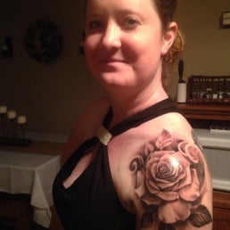 Quarter sleeve tattoo (in progress) done by Roly!