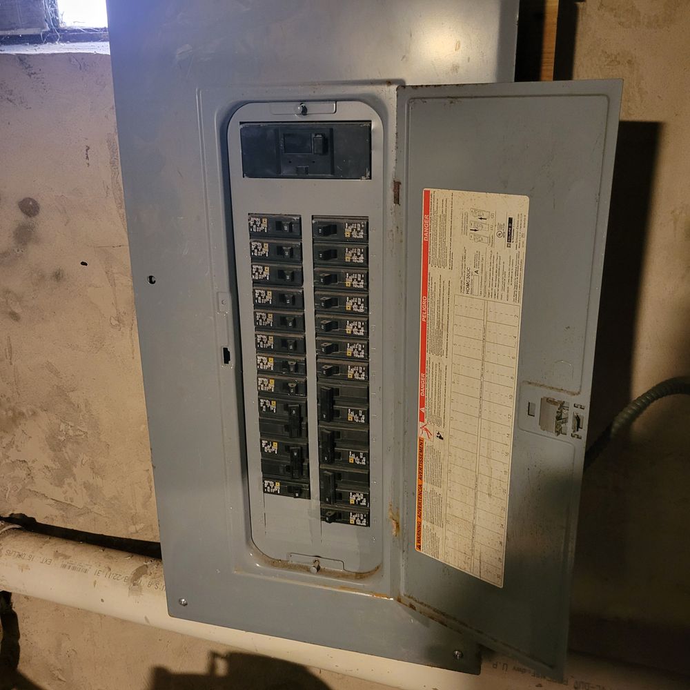 Slide of Solderich Services