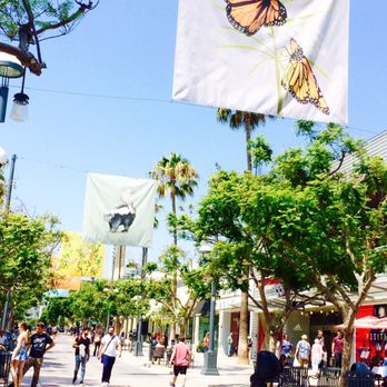 Third Street Promenade - Shopping Centers Near Me - Santa Monica, California Third Street Promenade - Shopping Centers Near Me - Santa Monica, California