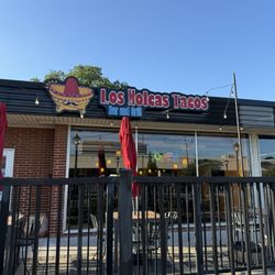 Los Molcas Taco Bar And Grill