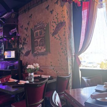Mangiamo - Dining area - Italian Near Me - Ronkonkoma, New York Mangiamo - Dining area - Italian Near Me - Ronkonkoma, New York