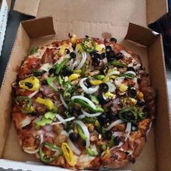 029 Pizza - Colesburg mangler sausage, pepperoni, ham, green, bell peppers, banana peppers, mushrooms, white onions, and black olives delicious