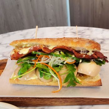 Cafe Terrasse - Breakfast & Brunch Near Me - Los Angeles, California