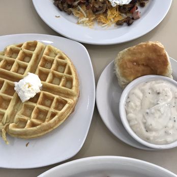 Apple Barrel Cafe - American Near Me - Owasso, Oklahoma