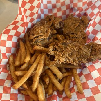 Kickin KAsian - Fried Soft Shell Crab Basket - Seafood Near Me - Northridge, California Kickin KAsian - Fried Soft Shell Crab Basket - Seafood Near Me - Northridge, California