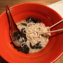 Garlic tonkatsu ramen, delish!!!
