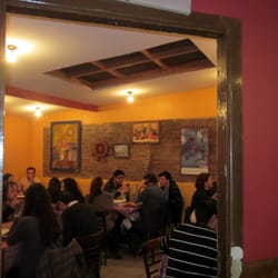 Golfo Di Napoli - Golfo di Napoli tiene 3 comedores y música provenzal, a veces en vivo