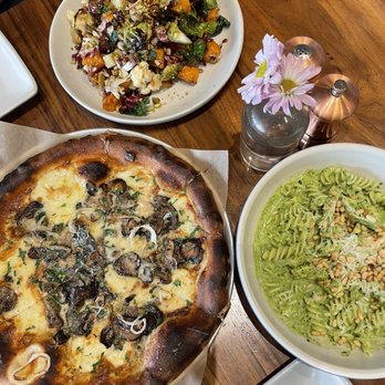 North Italia - Funghi pizza, gluten free pesto pasta and seasonal vegetables salad - Italian Near Me - Plano, Texas