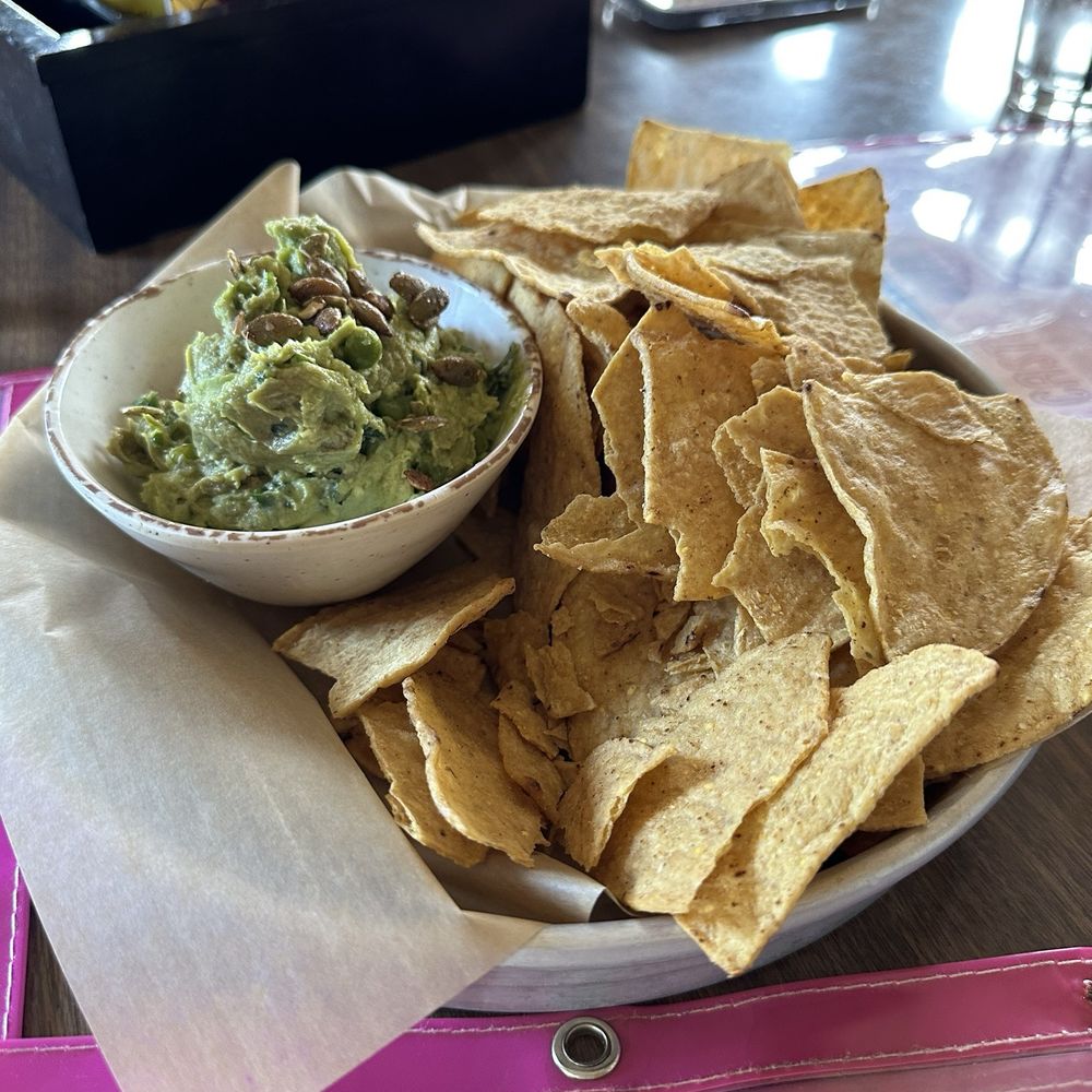 Gran Castor - Sweet Pea Guacamole - Latin American Near Me - Troy, Michigan Gran Castor - Sweet Pea Guacamole - Latin American Near Me - Troy, Michigan