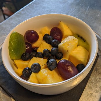 Toast - Side of fruit - Breakfast & Brunch Near Me - Temecula, California Toast - Side of fruit - Breakfast & Brunch Near Me - Temecula, California