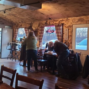 John Fazio BBQ & Pizza - people sitting at tables in a restaurant - Barbeque Near Me - Modena, New York