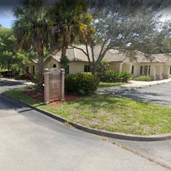 Mountain Spine & Orthopedics - Exterior of Mountain Spine Orthopedics Fort Pierce