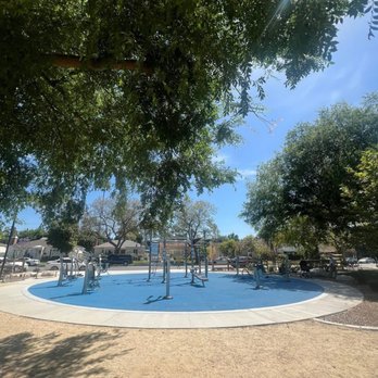Fremont Park - outdoor exercise equipment - Parks Near Me - Glendale, California Fremont Park - outdoor exercise equipment - Parks Near Me - Glendale, California