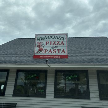 Seacoast Pizza & Pasta - Outside of the restaurant - Pizza Near Me - Wells, Maine