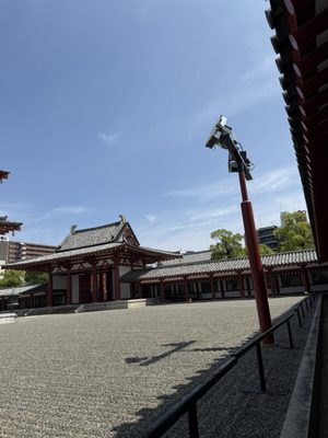 Shitennō-ji by null