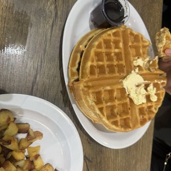 CC's Cafe - Breakfast & Brunch Near Me - Tomball, Texas