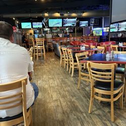 Wicked Willies - Interior