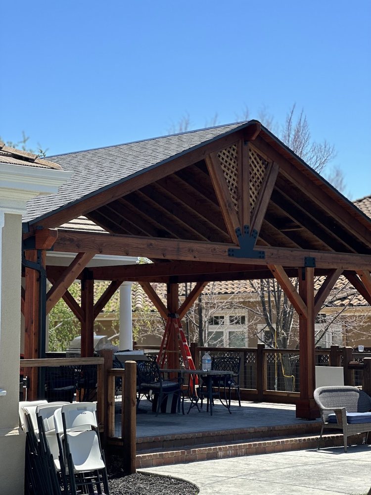 Slide of Suarez Roofing