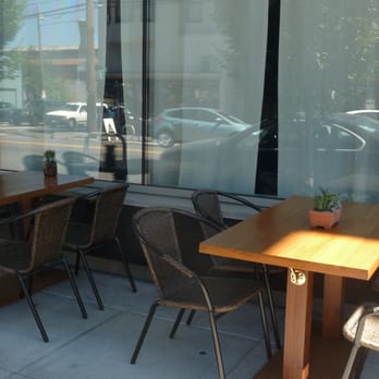 Paadee - outside seating - Thai Near Me - Portland, Oregon Paadee - outside seating - Thai Near Me - Portland, Oregon