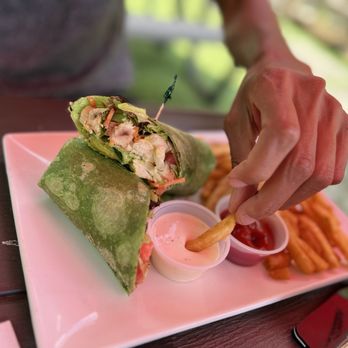 Fat Bottom Brewing - Blt Greek wrap - Breweries Near Me - Nashville, Tennessee Fat Bottom Brewing - Blt Greek wrap - Breweries Near Me - Nashville, Tennessee